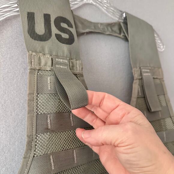 US Tactical Camouflage Molle II Vest Modular Lightweight Load-carrying Equipment - Picture 3 of 9